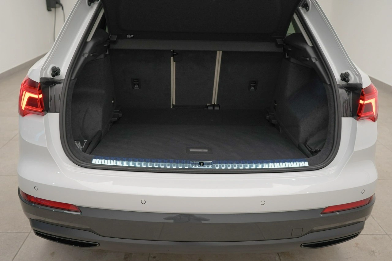 Audi Q3 - Zdjęcie 13