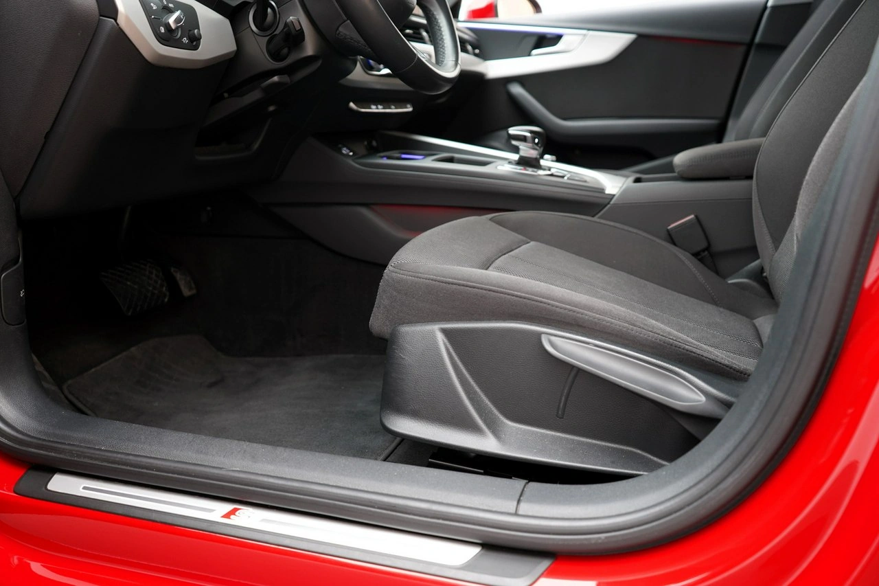 Audi A4 - Zdjęcie 15