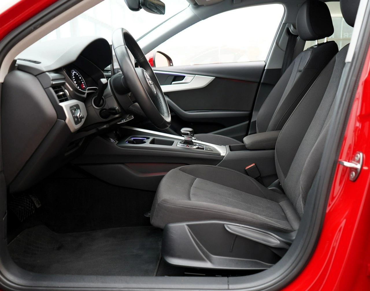 Audi A4 - Zdjęcie 13