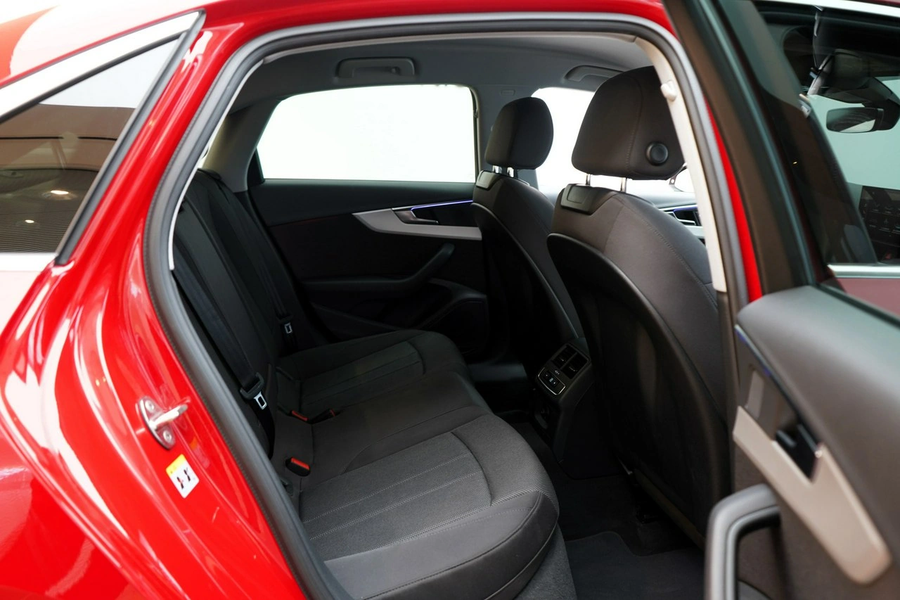 Audi A4 - Zdjęcie 28