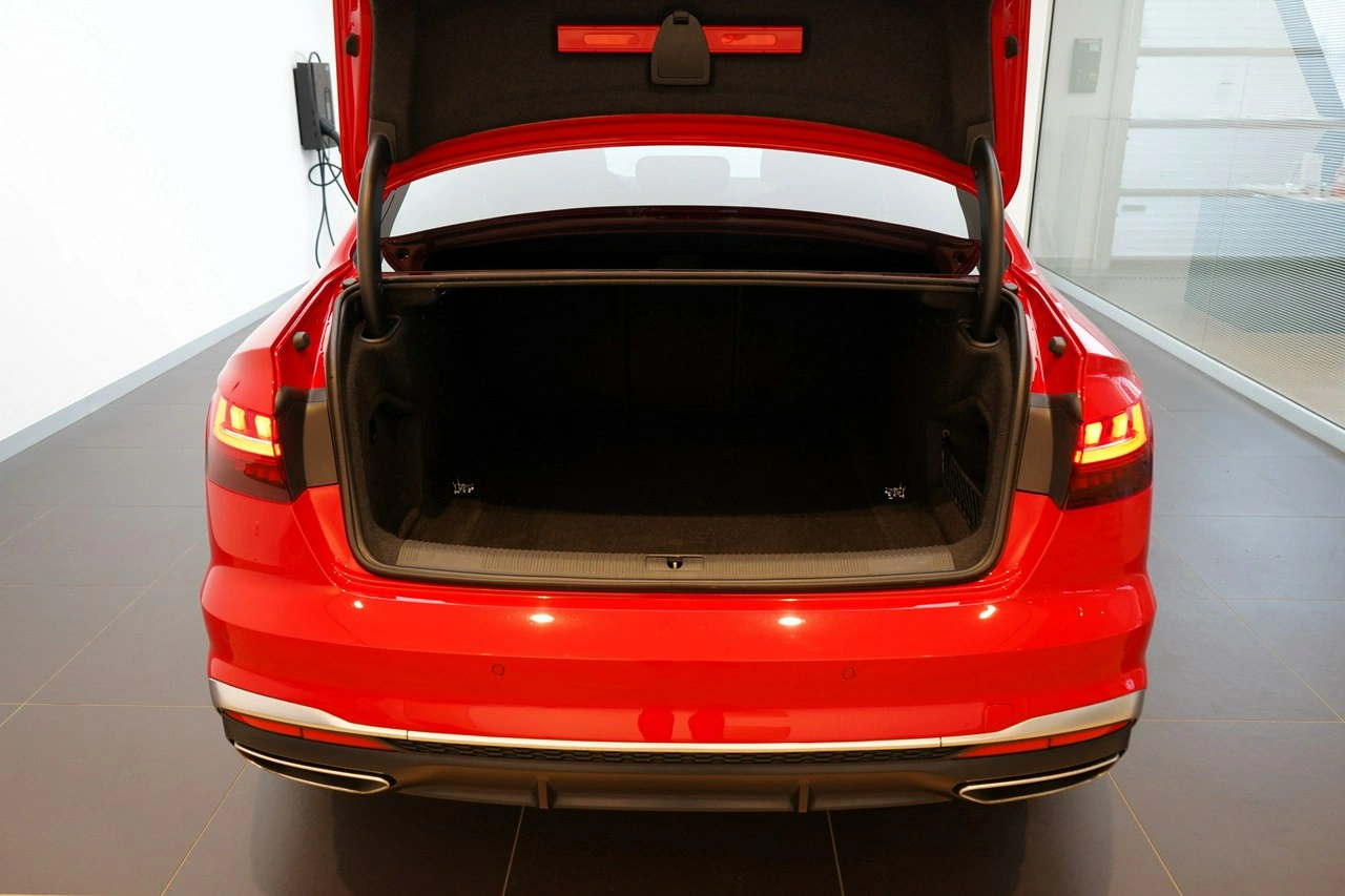 Audi A4 - Zdjęcie 11
