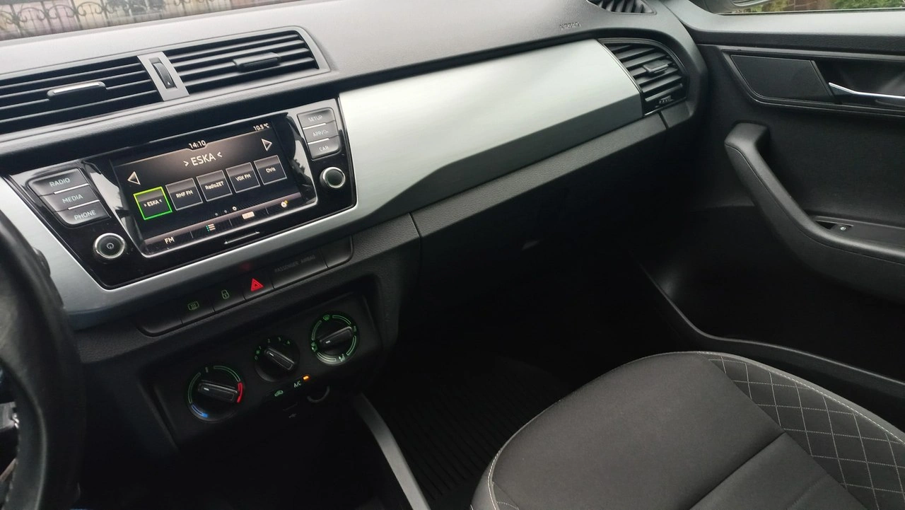 Skoda Fabia - Zdjęcie 34