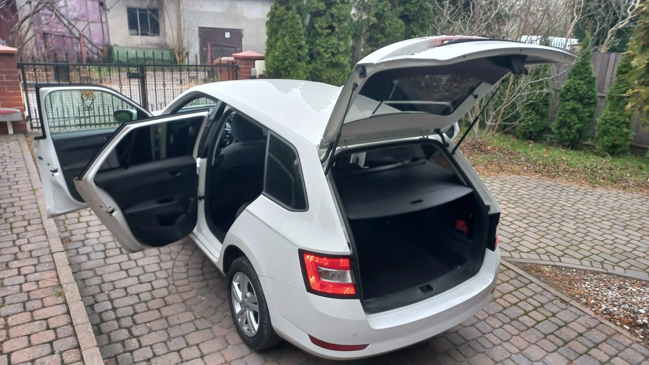 Skoda Fabia - Zdjęcie 6