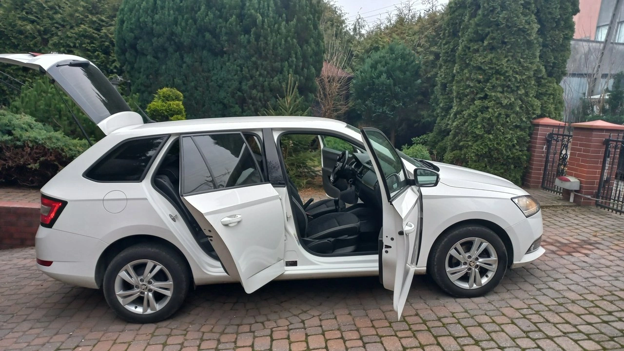 Skoda Fabia - Zdjęcie 8