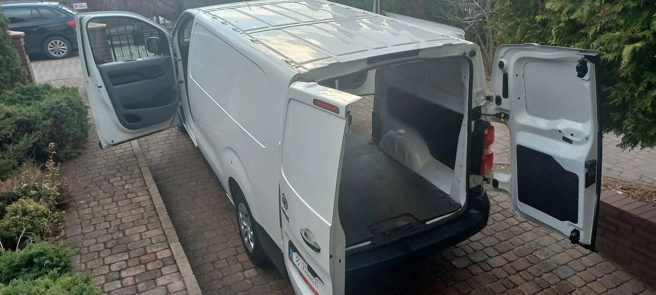 Toyota ProAce - Zdjęcie 17