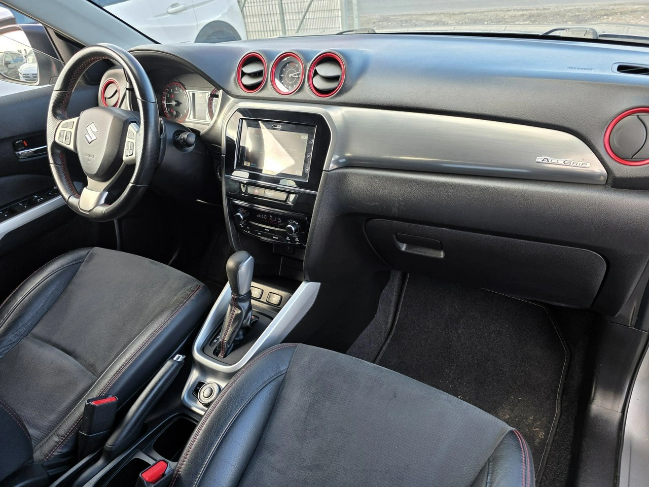 Suzuki Vitara - Zdjęcie 23