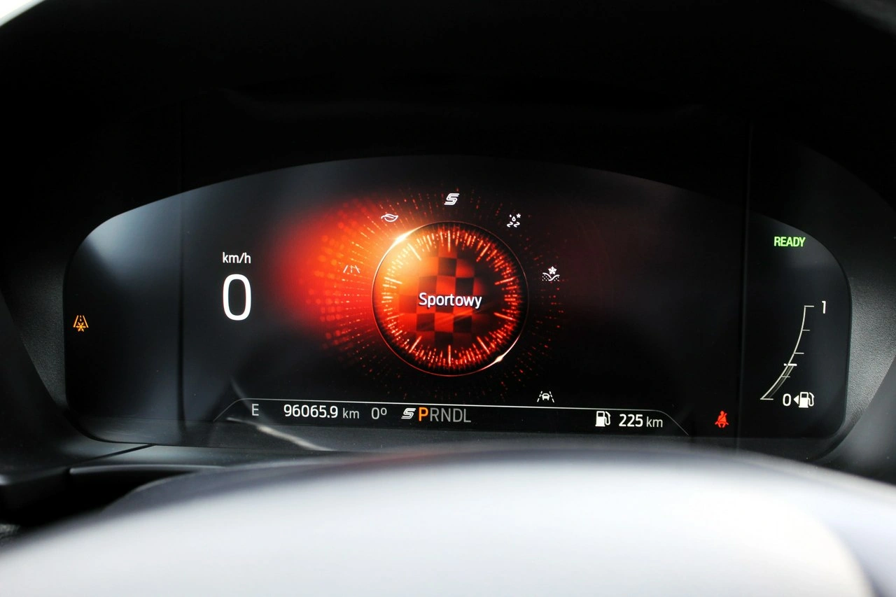 Ford Kuga - Zdjęcie 19