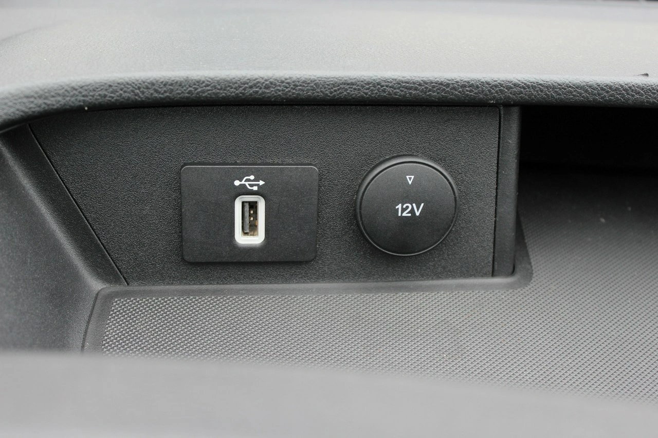 Ford Transit Custom - Zdjęcie 24