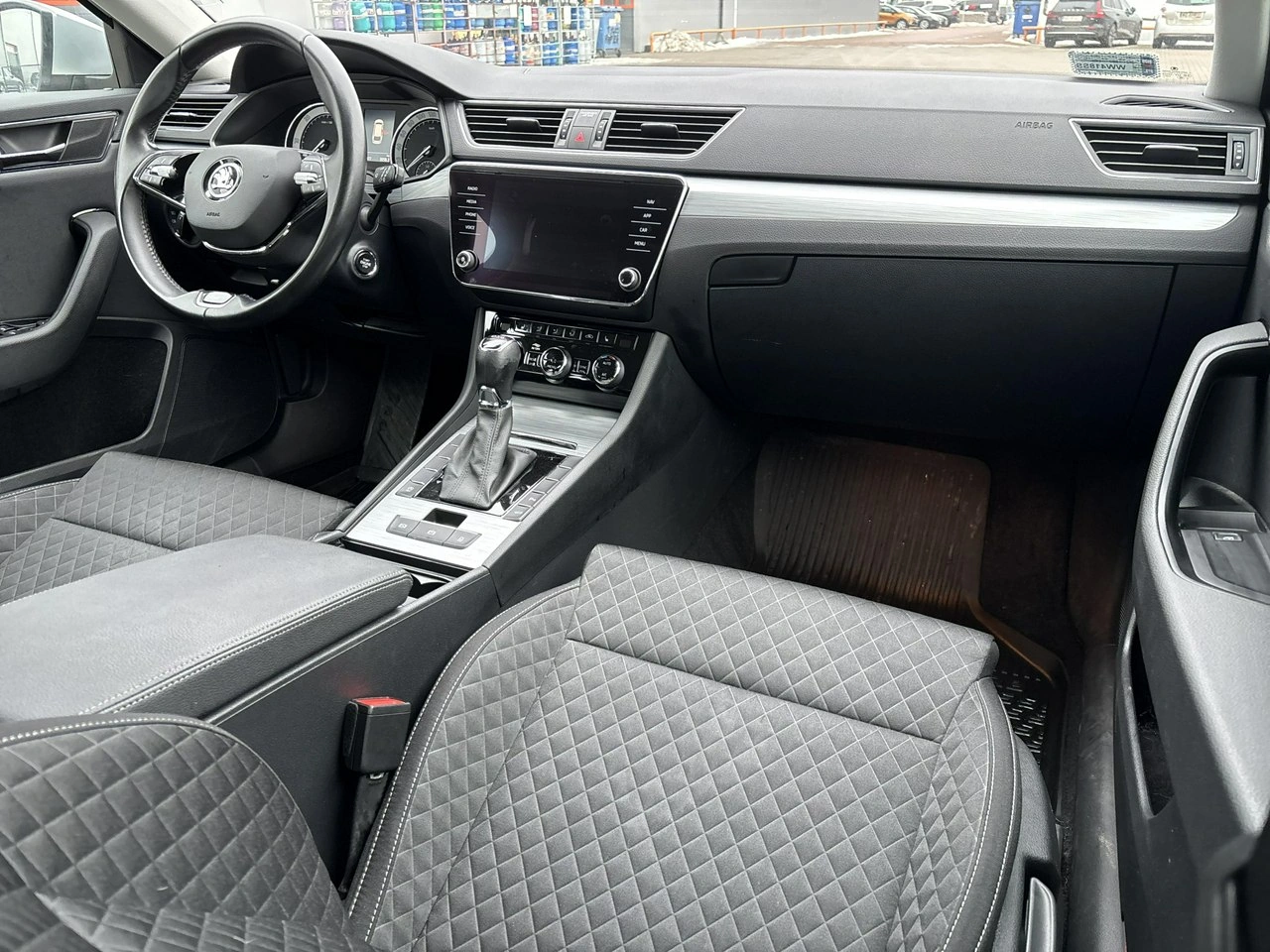 Skoda Superb - Zdjęcie 16