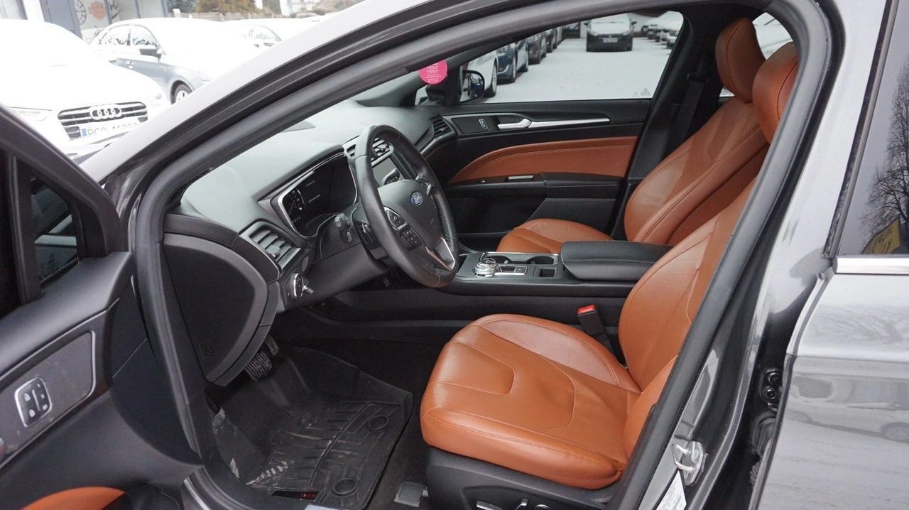 Ford Fusion - Zdjęcie 11