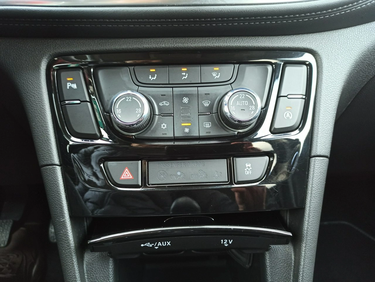 Opel Mokka X - Zdjęcie 15