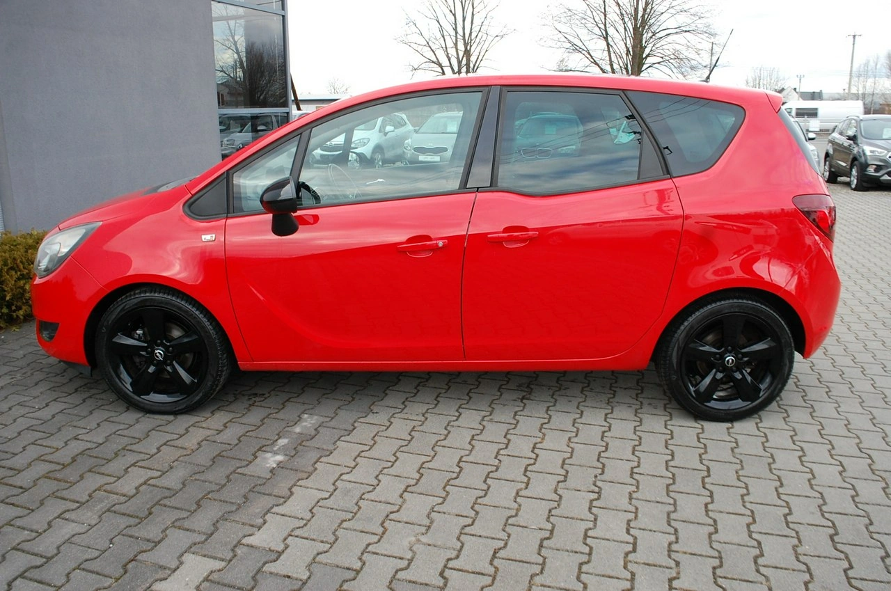 Opel Meriva - Zdjęcie 16