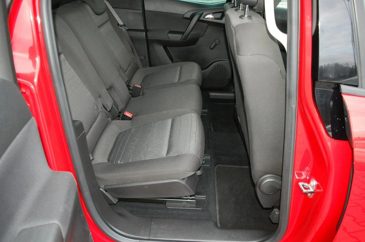 Opel Meriva - Zdjęcie 24