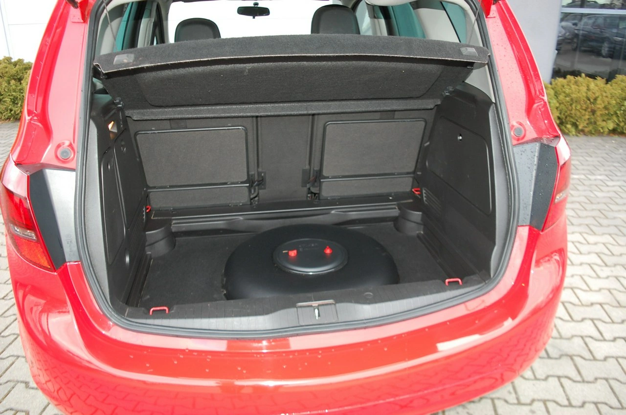 Opel Meriva - Zdjęcie 26