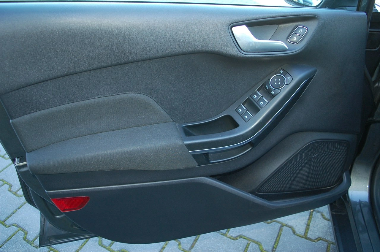 Ford Fiesta - Zdjęcie 28