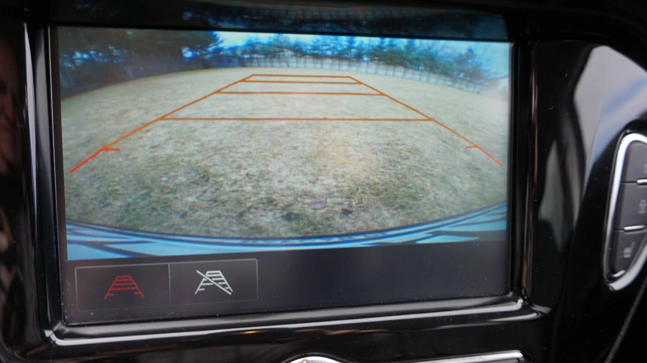 Opel Corsa - Zdjęcie 11