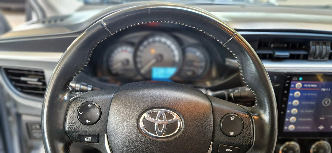 Toyota Corolla - Zdjęcie 15