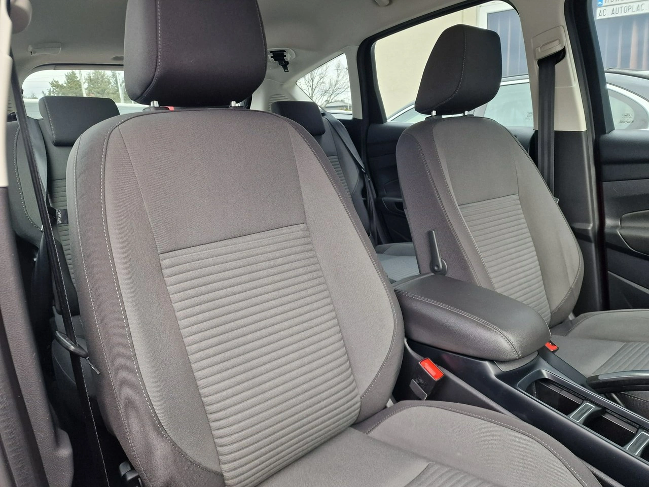 Ford C-MAX - Zdjęcie 21