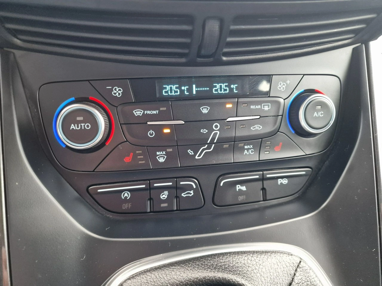 Ford C-MAX - Zdjęcie 29