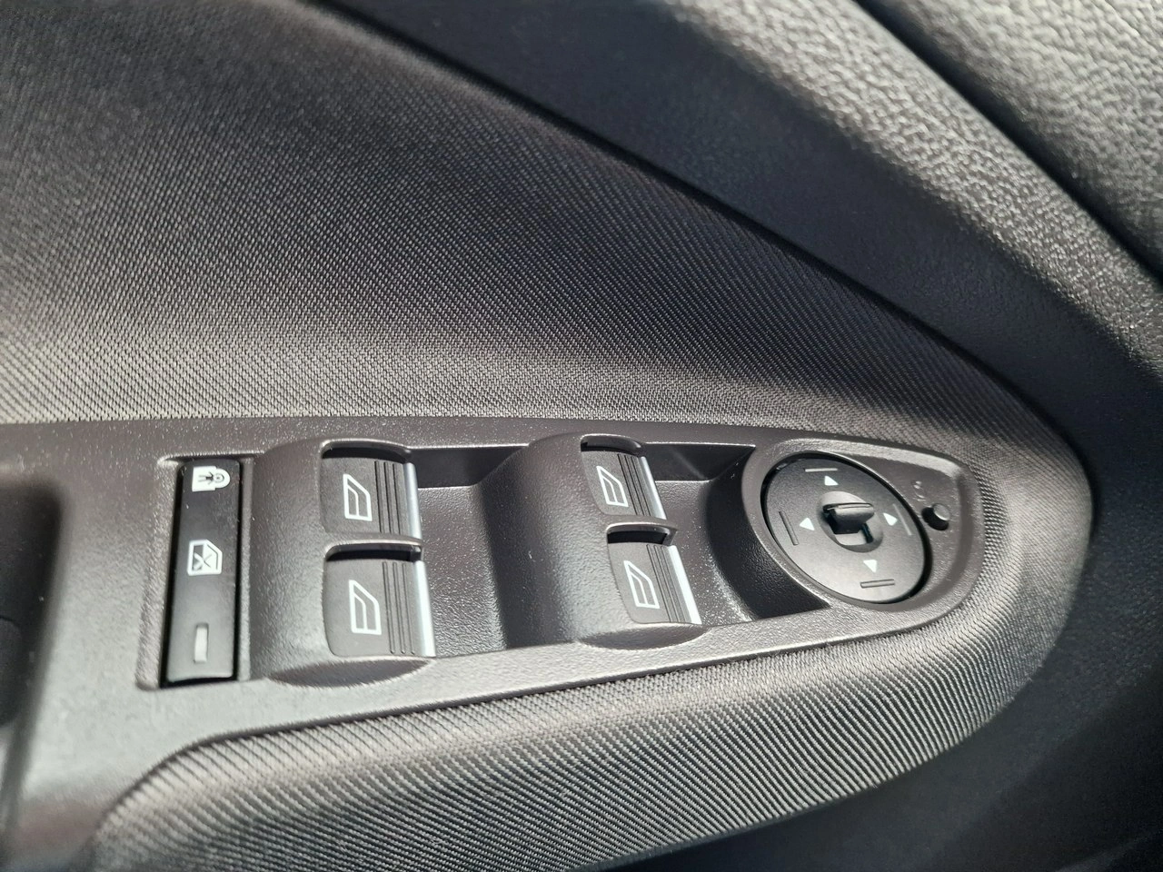 Ford C-MAX - Zdjęcie 35