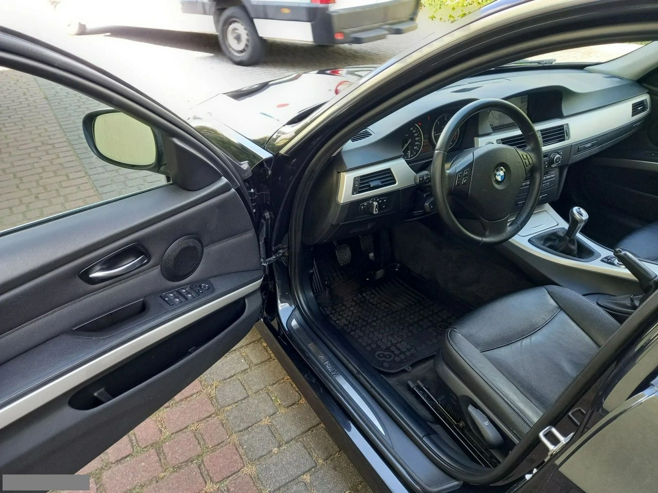 BMW Seria 3 - Zdjęcie 26