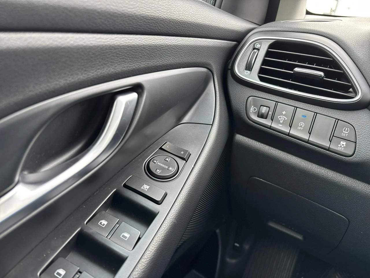 Hyundai i30 - Zdjęcie 21