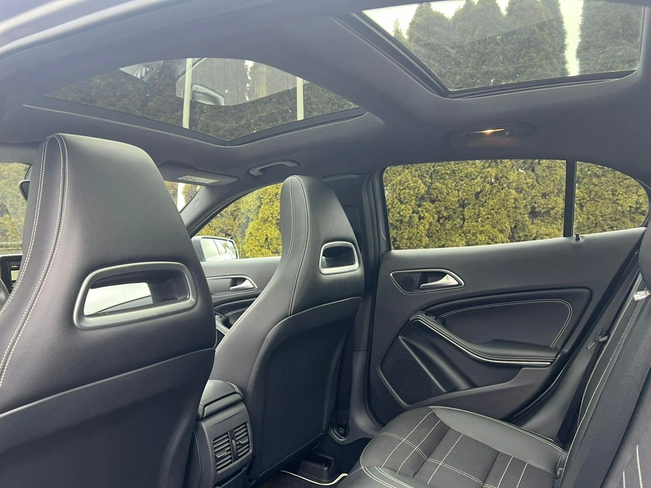 Mercedes GLA 200 - Zdjęcie 11