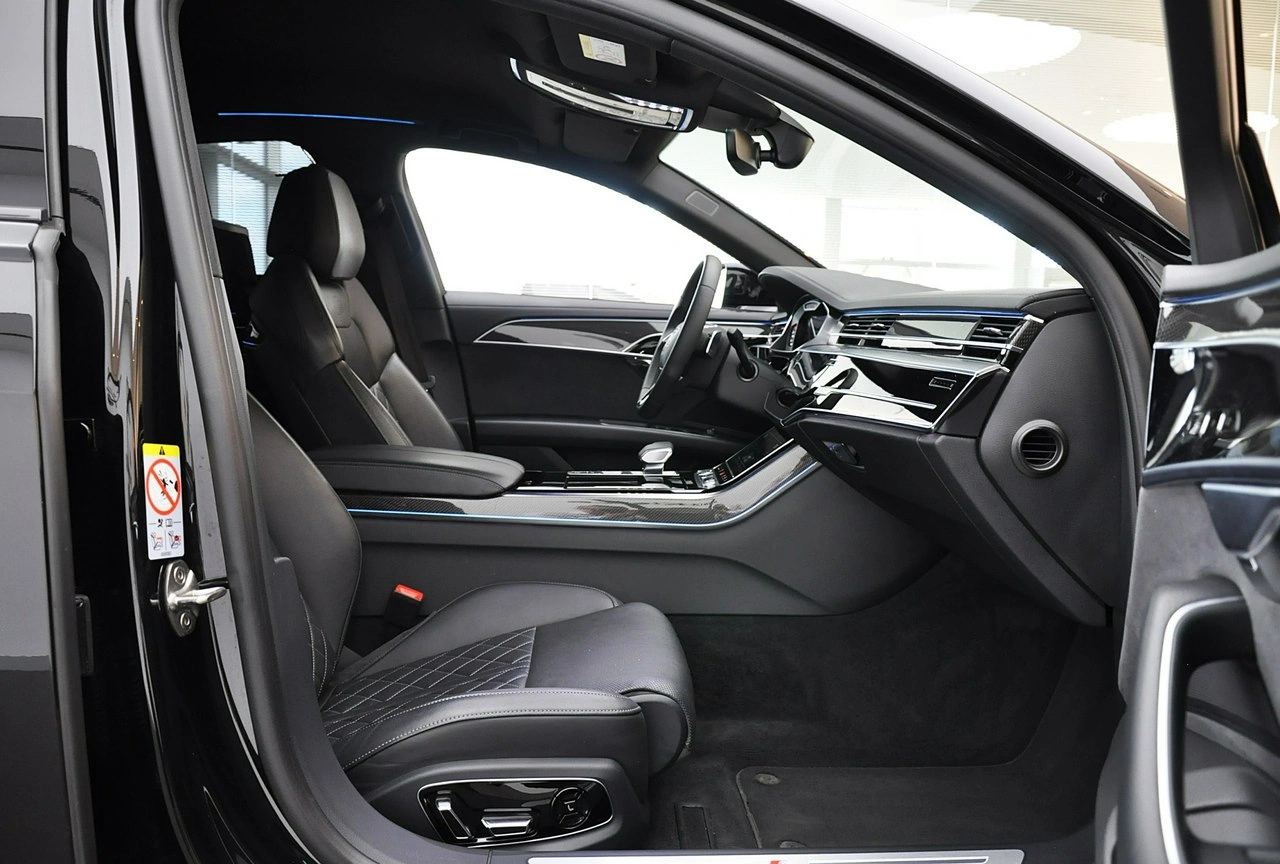 Audi A8 - Zdjęcie 14
