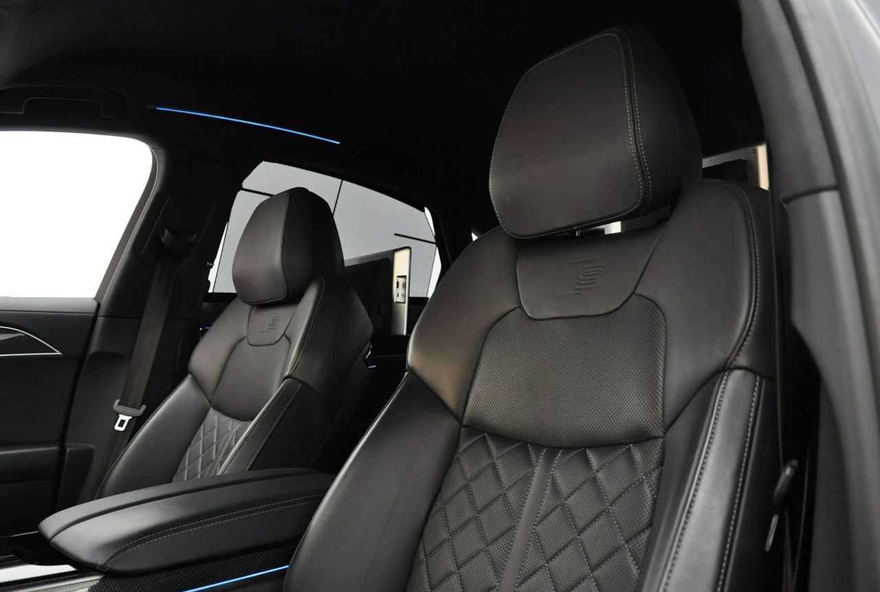 Audi A8 - Zdjęcie 19