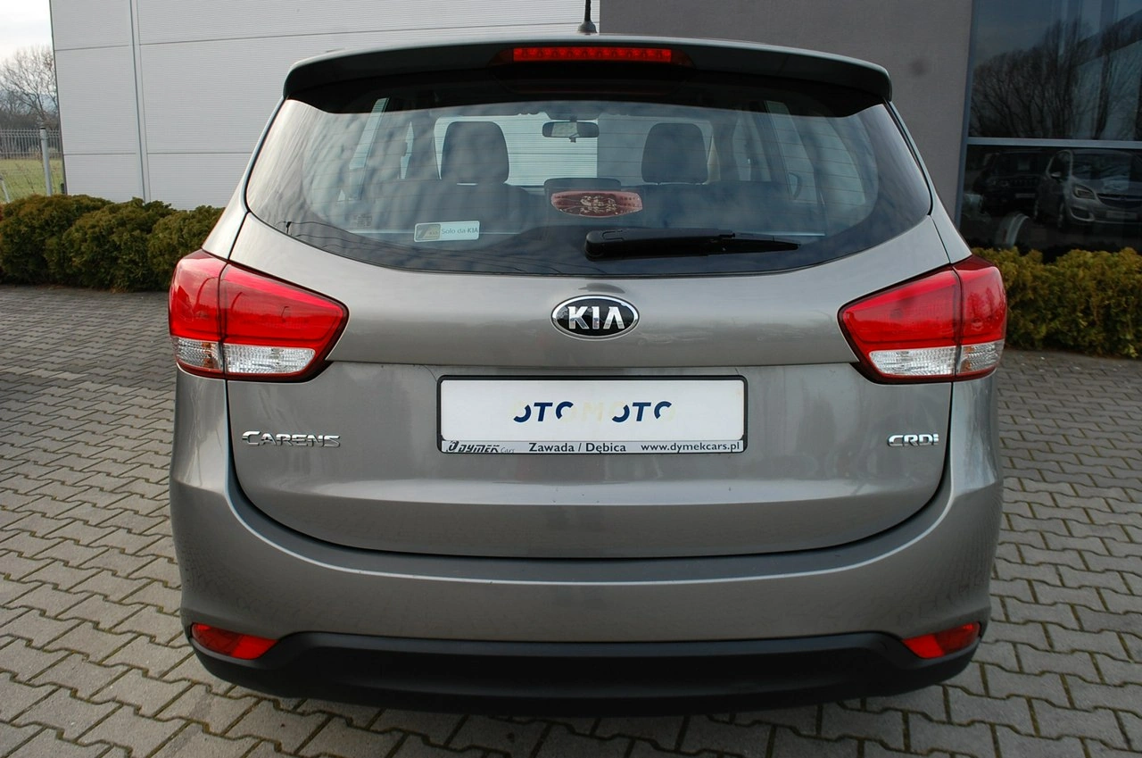 Kia Carens - Zdjęcie 12