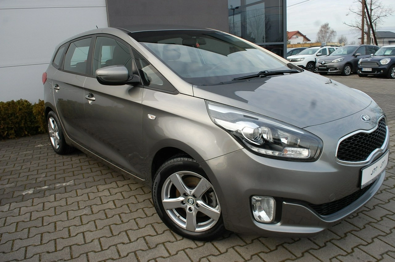 Kia Carens - Zdjęcie 14