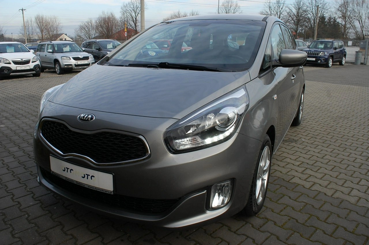 Kia Carens - Zdjęcie 20
