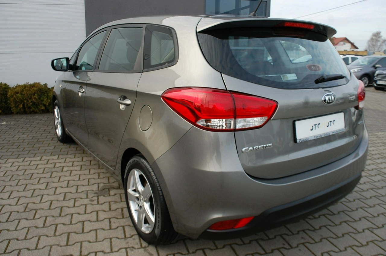 Kia Carens - Zdjęcie 2