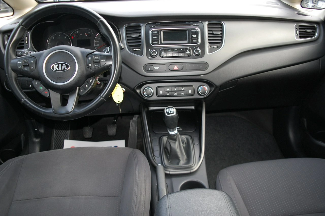 Kia Carens - Zdjęcie 5