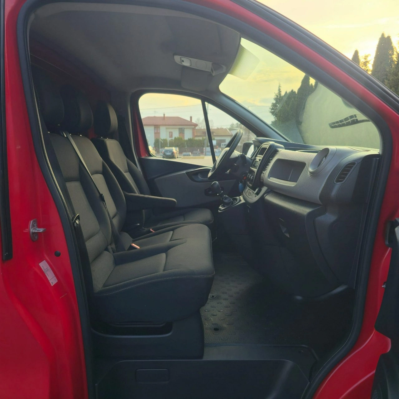 Renault Trafic - Zdjęcie 17