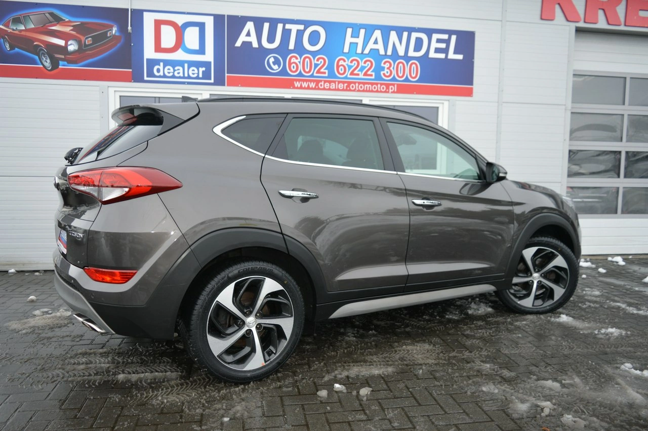 Hyundai Tucson - Zdjęcie 16