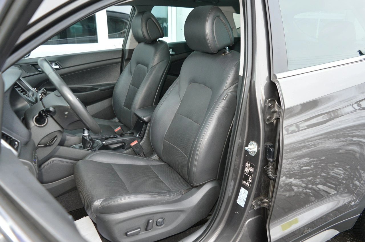 Hyundai Tucson - Zdjęcie 19