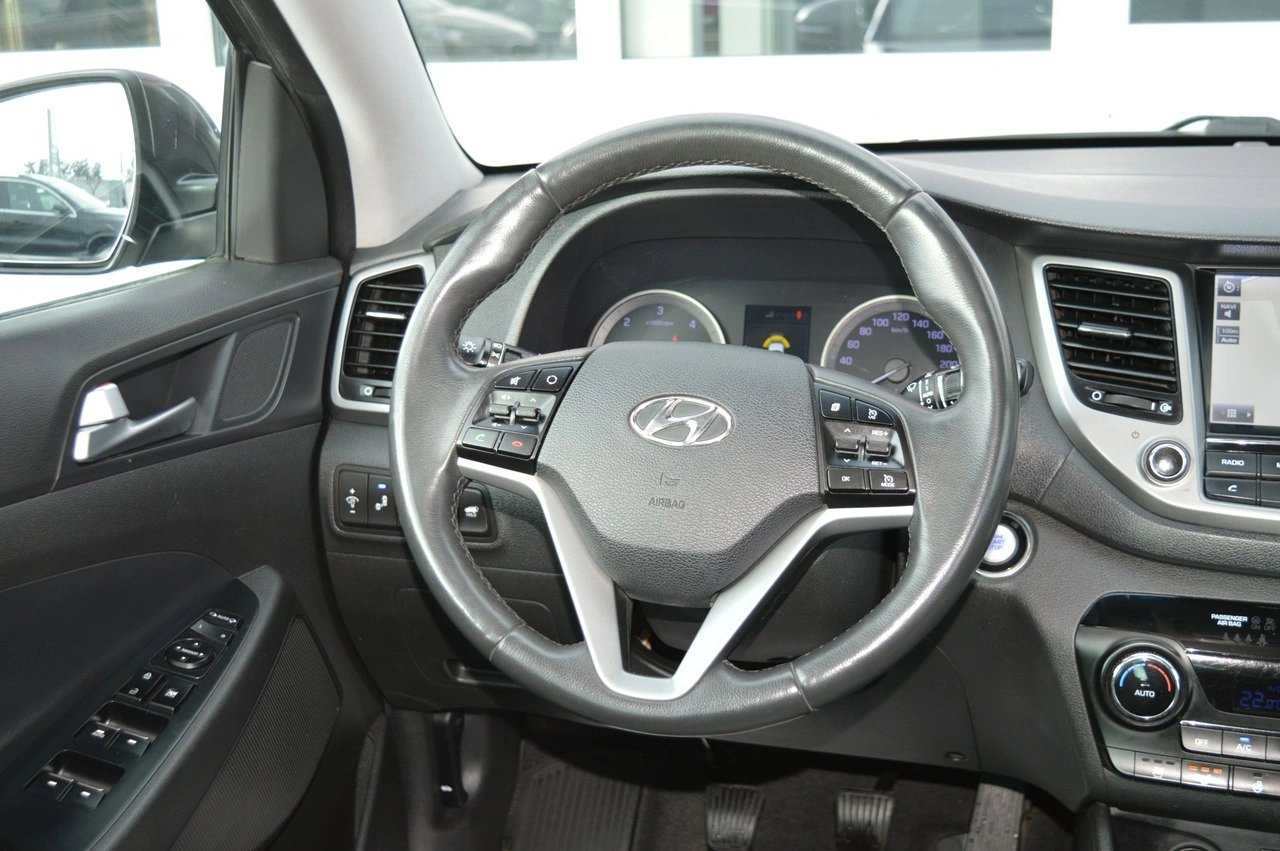 Hyundai Tucson - Zdjęcie 22
