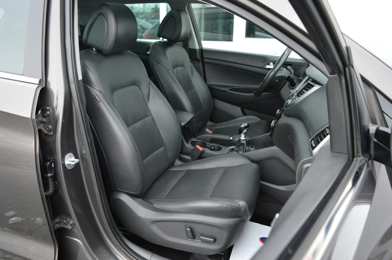 Hyundai Tucson - Zdjęcie 24