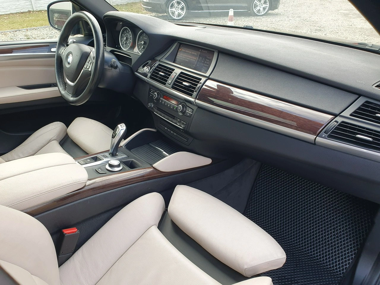 BMW X6 - Zdjęcie 21