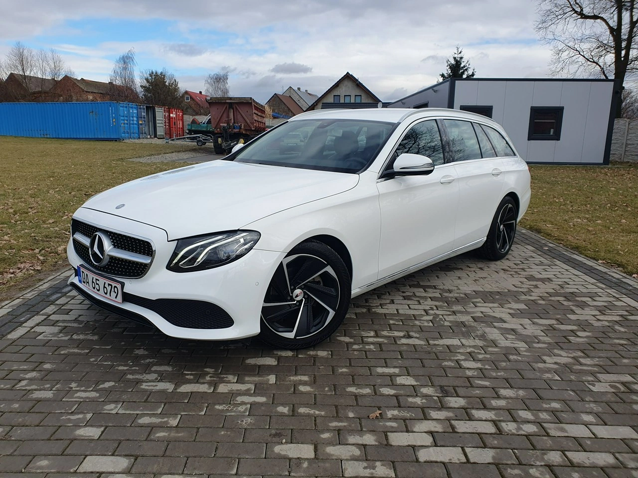 Mercedes E 220 - Zdjęcie 29