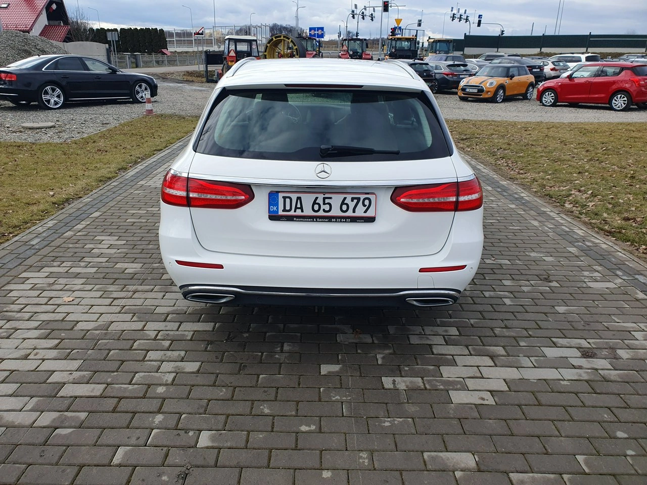 Mercedes E 220 - Zdjęcie 6