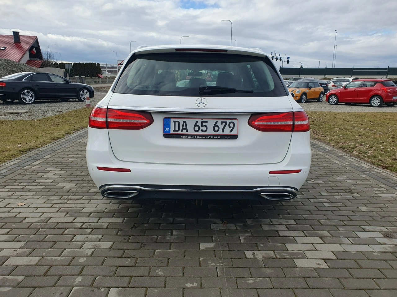Mercedes E 220 - Zdjęcie 7