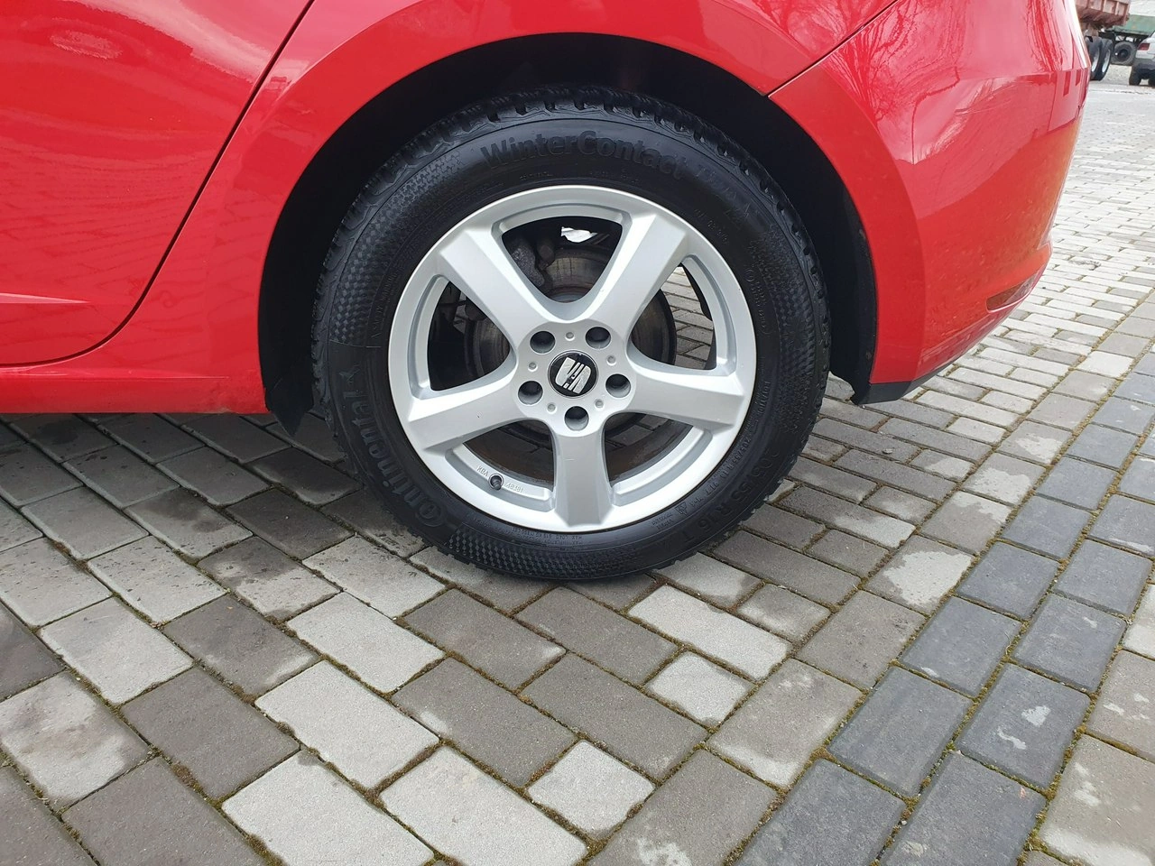 Seat Leon - Zdjęcie 12