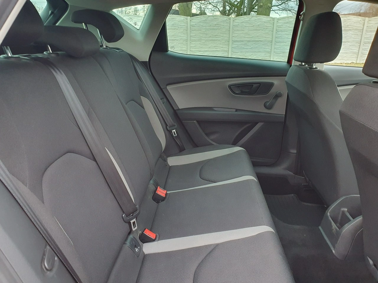 Seat Leon - Zdjęcie 22