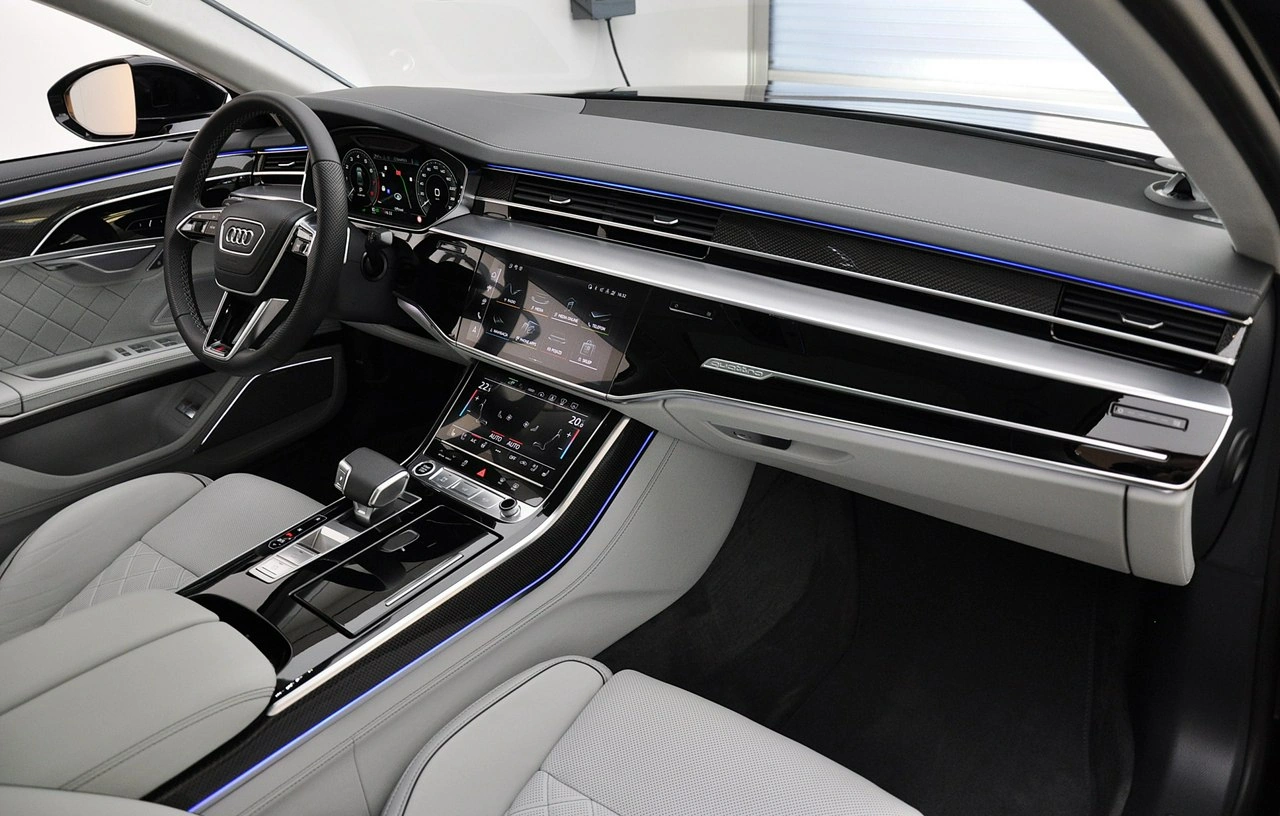 Audi A8 - Zdjęcie 21