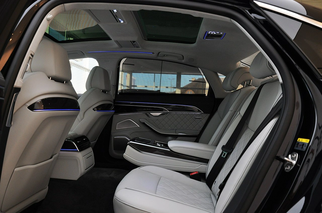 Audi A8 - Zdjęcie 25