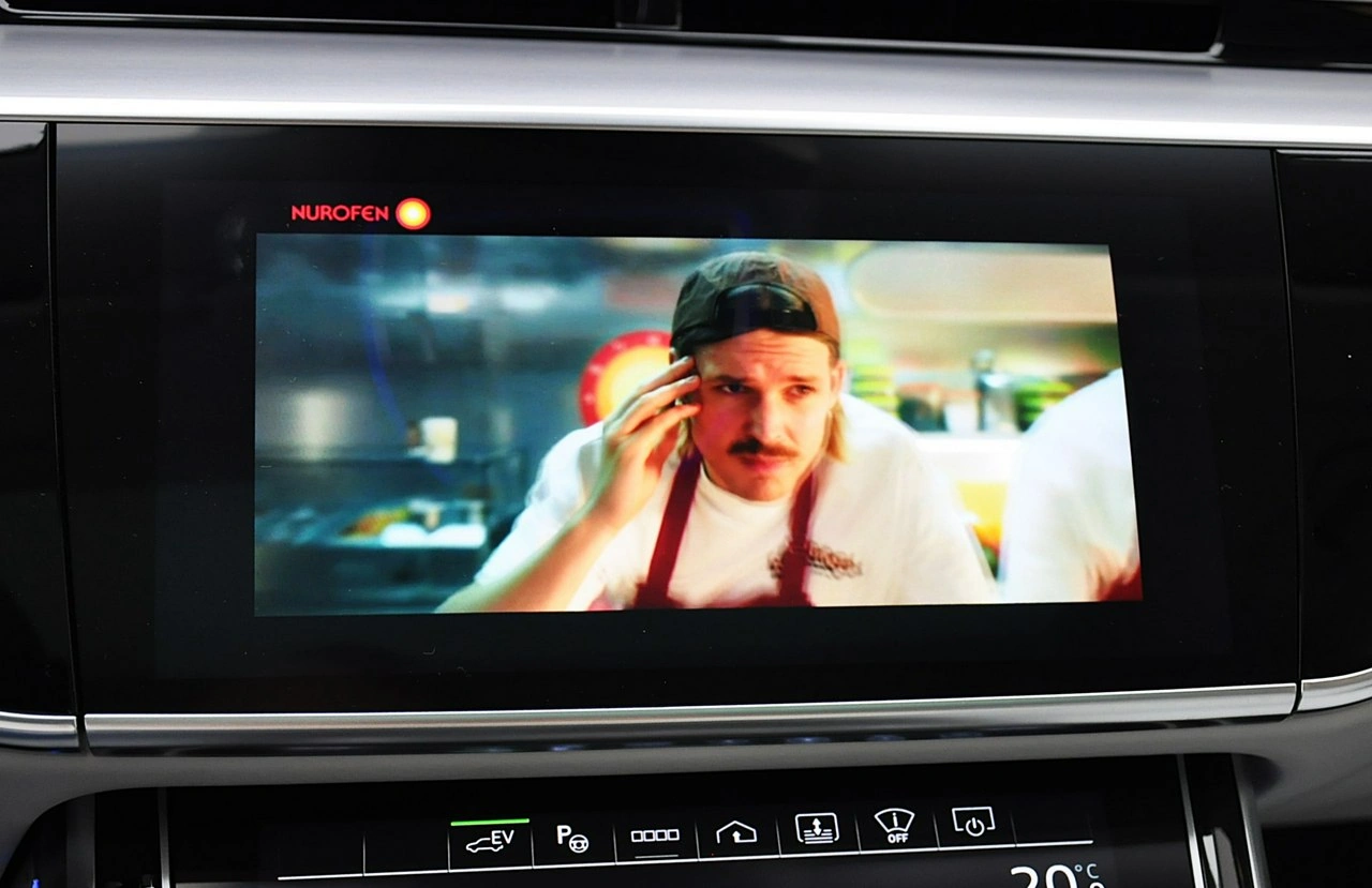 Audi A8 - Zdjęcie 37