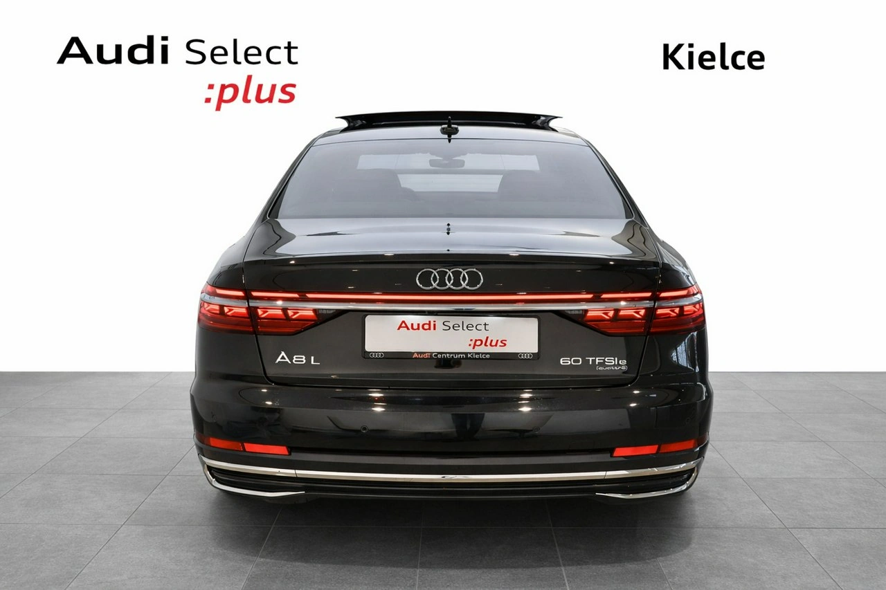 Audi A8 - Zdjęcie 2