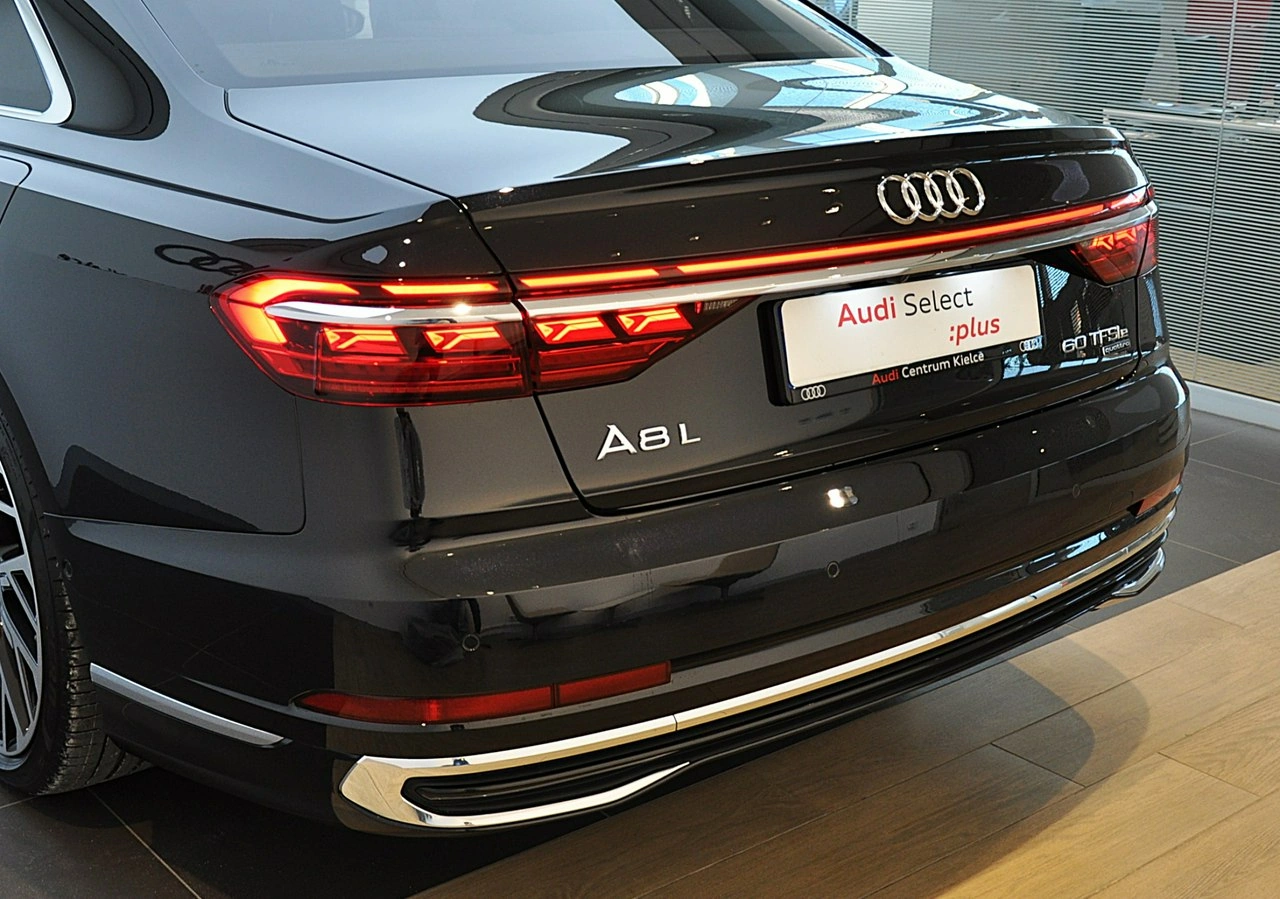 Audi A8 - Zdjęcie 10